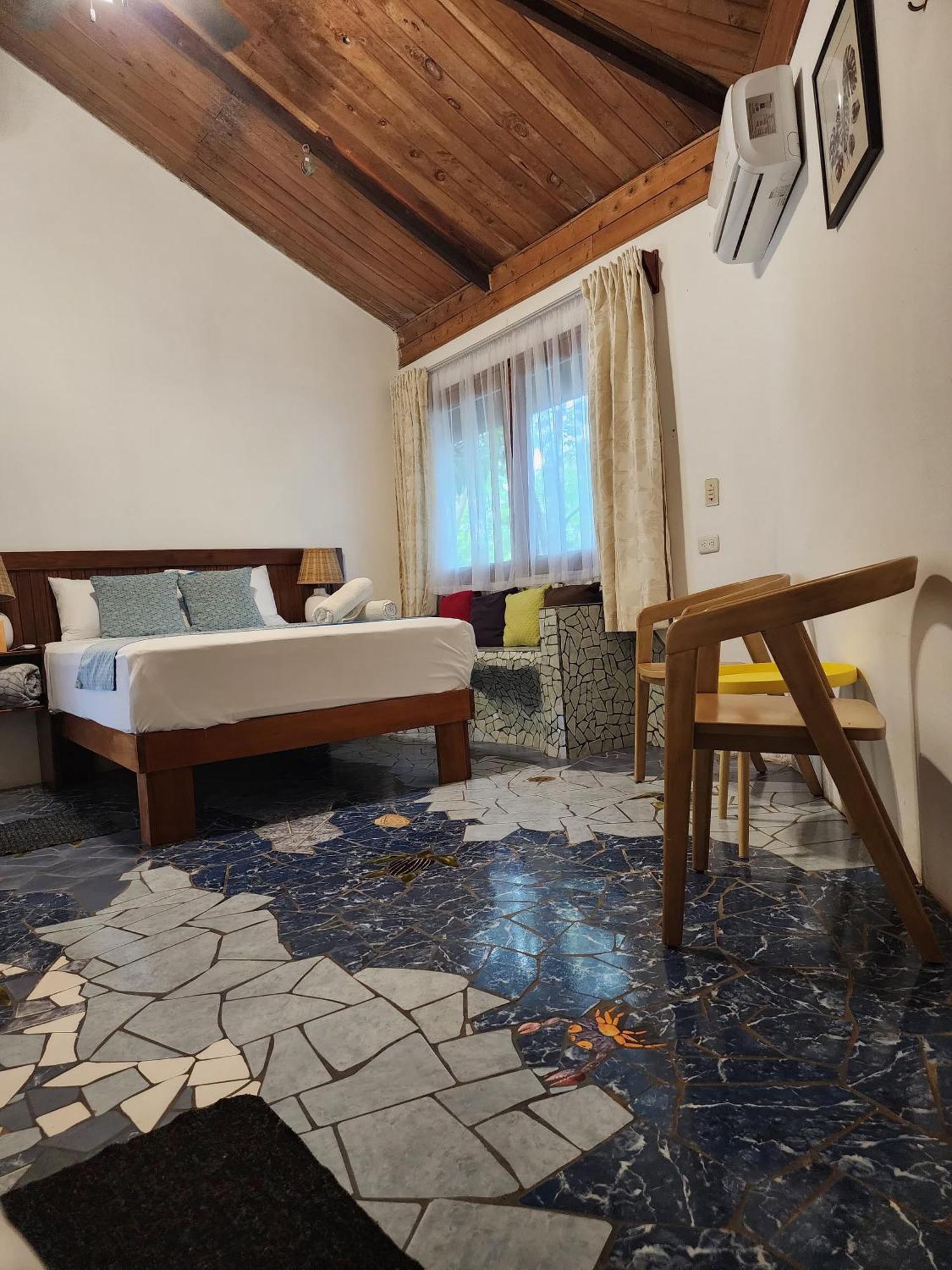 Casa Thirema Tortuguero Ξενοδοχείο Εξωτερικό φωτογραφία