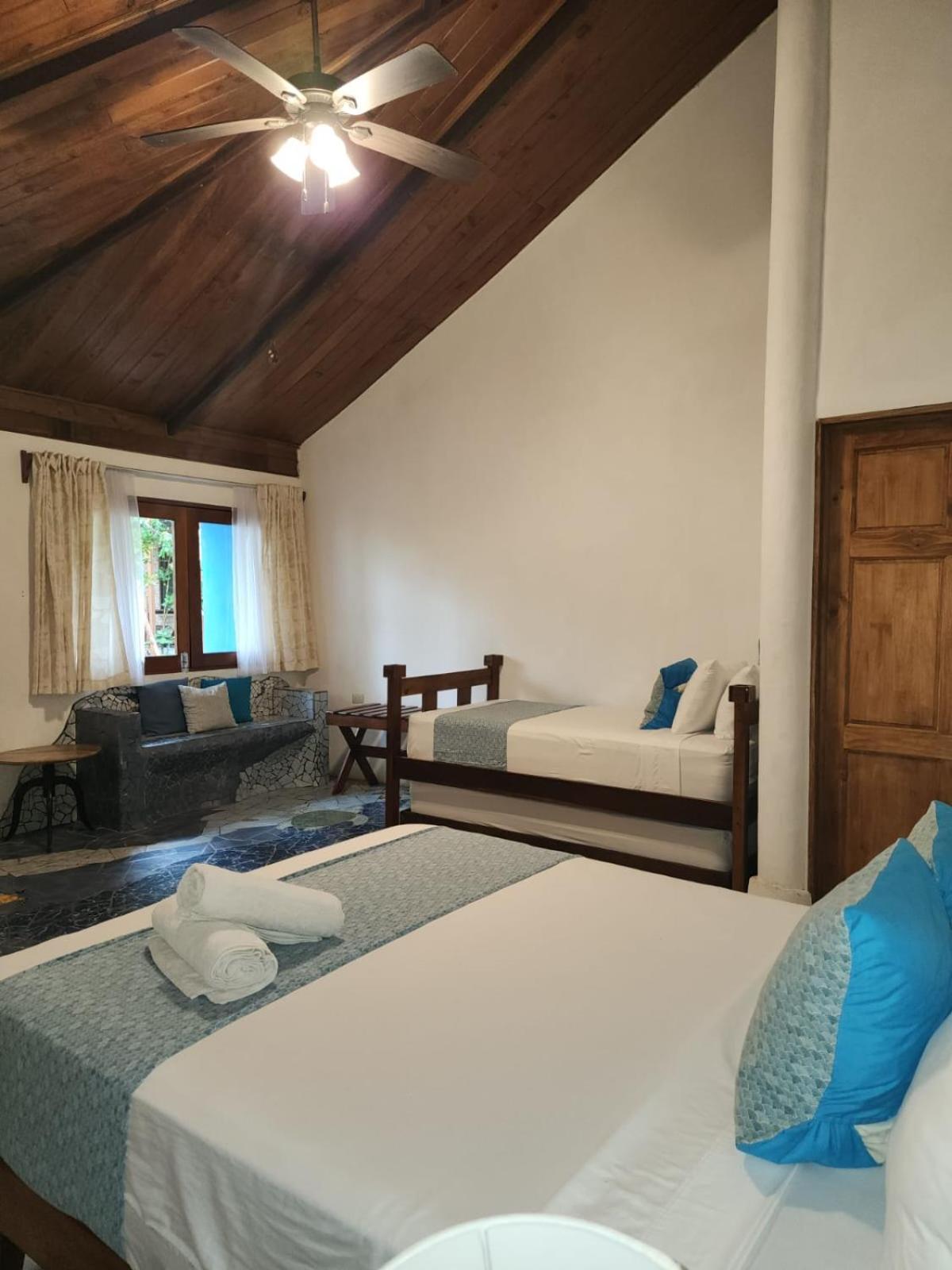 Casa Thirema Tortuguero Ξενοδοχείο Εξωτερικό φωτογραφία